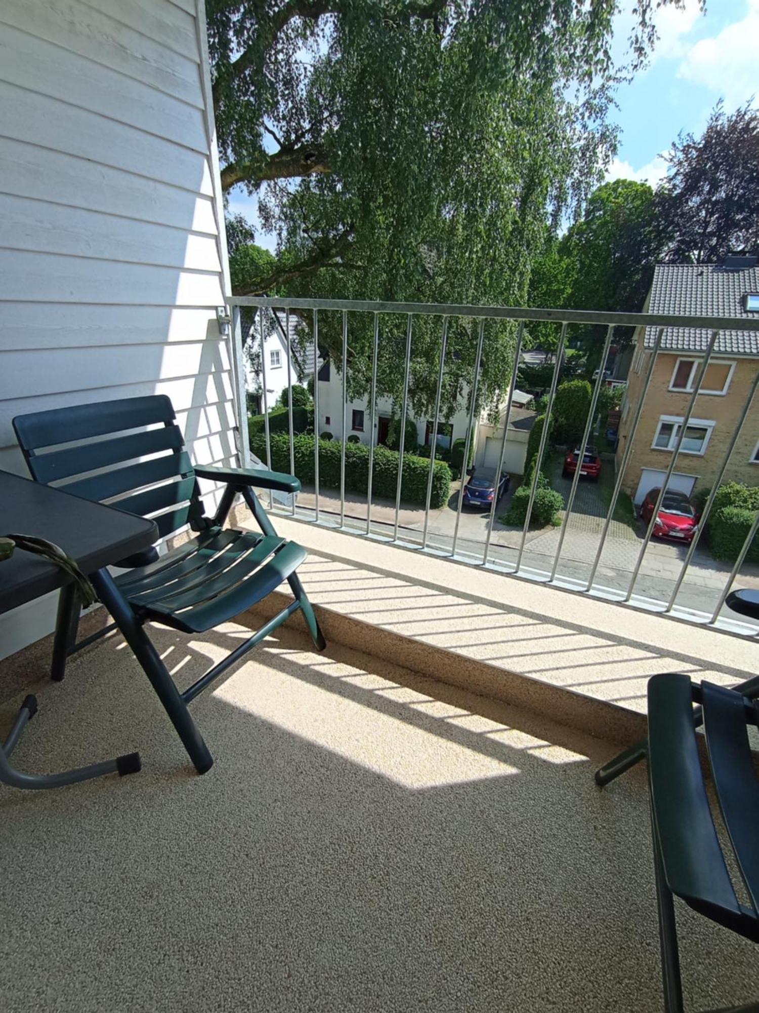 Peaceful Apartment-3 Zi, Loggia & Garden In Blankenese